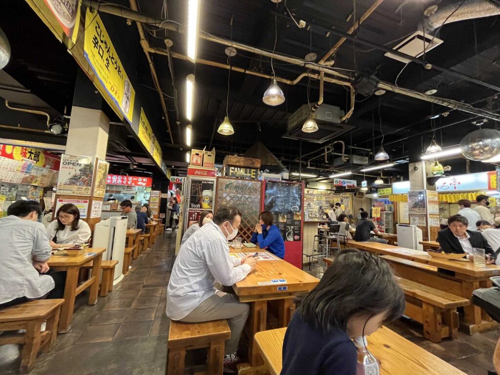 ひろめ市場3