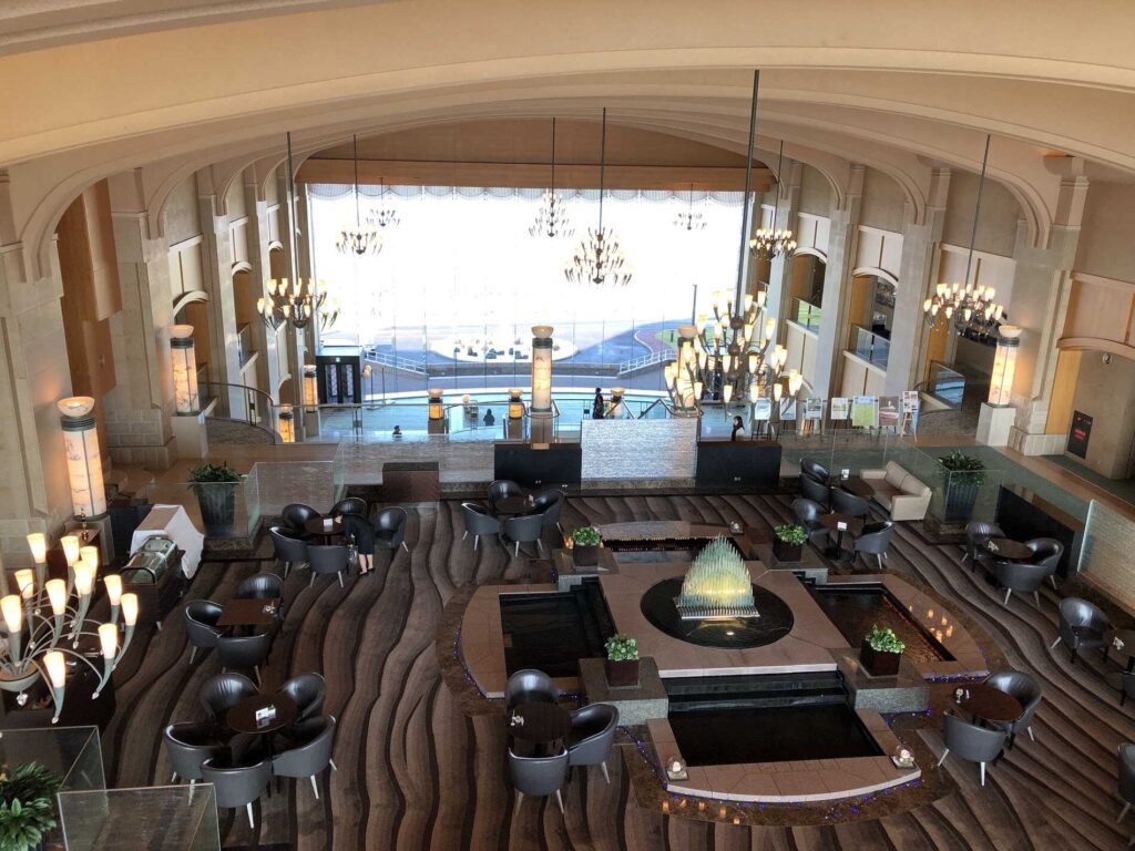 lobby2