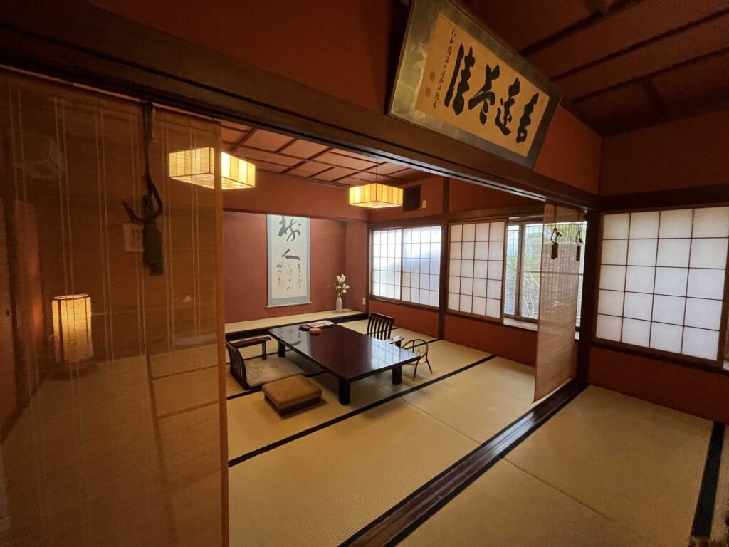 吉井旅館部屋1