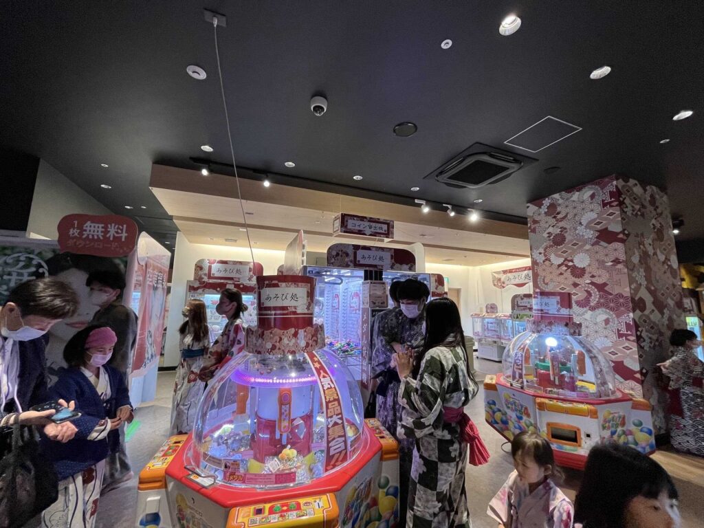 ゲームセンター1