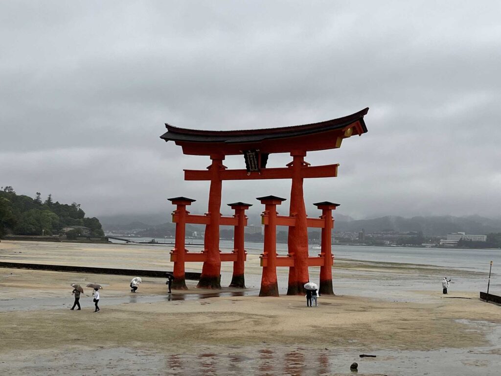 厳島神社