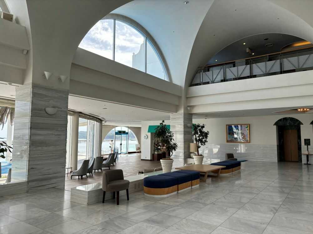 lobby2