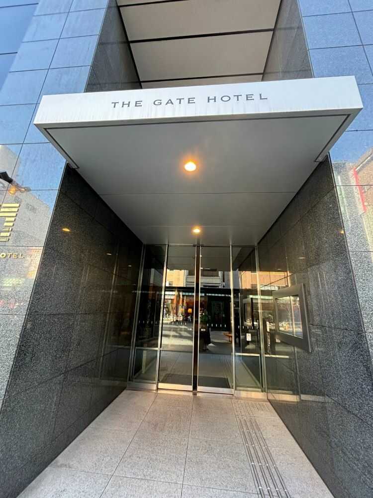 entrance1